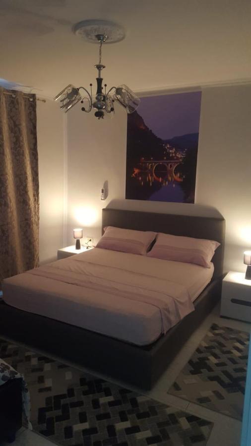 Apartment Geart Berat Esterno foto